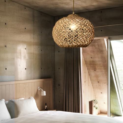 Suspension rotin rustique ronde avec son cordon noir réglable