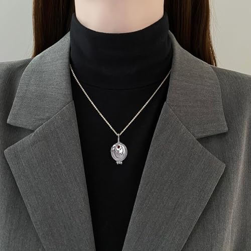 Zaky 2 Stück The Vampire Cosplay Kostümschmuck Zubehör Elena Tagebuch Eisenkraut Medaillon Anhänger Halskette Leder Schreiben Journal Notizbuch Retro Braun