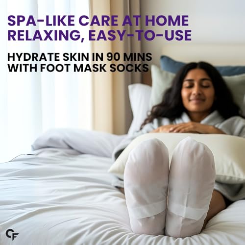 Image of Carbamide Forte Peeling & Exfoliating Foot Peel off Mask for Dry & Calloused Feet | Foot peeling mask With 15% Glycolic Acid, 4% Lactic Acid & Aloe Vera | Helps Remove Dead Skin, Soften Cracked Heels & Calluses | 1 Pair (40g)