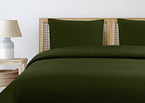 Autrefois Dessus de lit Vert Foret ô - Couvre lit matelassé Doux et léger - Boutis uni 240x260 cm - 2 Places avec Deux taies 65x65cm- Motifs Ronds -...