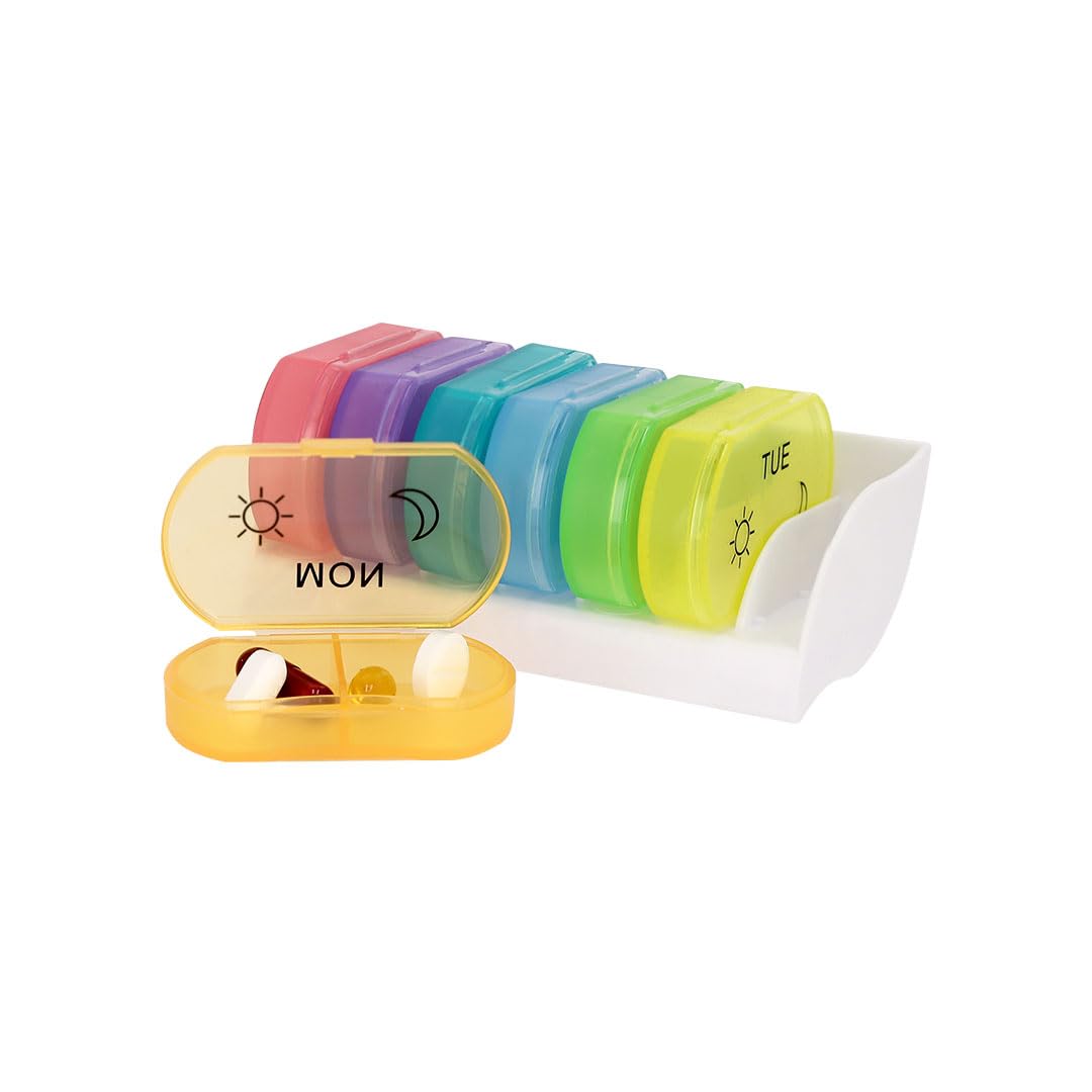 NK Pastillero Semanal 7 días – 7 Cajas de Colores con Doble Compartimento (14 en total), Iniciales de los Días, Tapa Segura, Caja de Pastillas con Formato Compacto, Ideal para Medicación Diaria