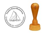 Durchmesser ca. Ø 40 mm Stempel personalisiert Adressstempel schönes Segelboot Segler Segeln runder Holzstempel mit persönlicher Adresse Ø 40 mm