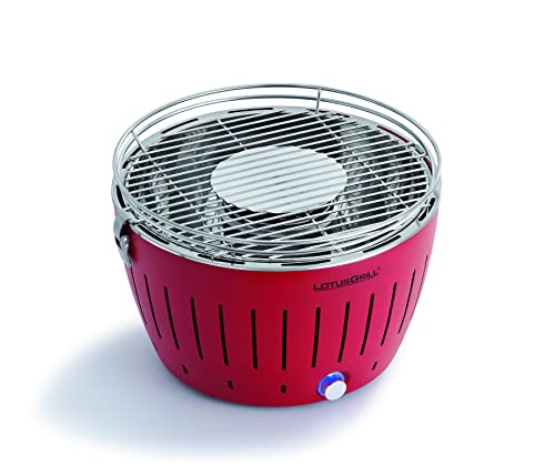 LotusGrill Starter-Set Classic 1x Grill Feuerrot mit USB-Anschluß, 1x Buchenholzkohle 2,5 kg, 1x Brennpaste 200ml, 1x Würstchenzange (Farbe nach Vorrat), 1x Transport-Tragetasche