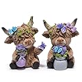 Hodao Highland Cow Figurines with Lavender Rustic Farmhouse Highland Cow Statue Home Decor Relaxing Farmhouse Table Decor, Gift for Retired Women, Garden & Living Room Decoration (Purple)
