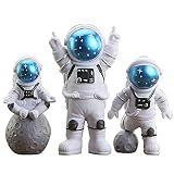 ★ Especialmente diseñado: el diseño 3D Astronaut está especialmente diseñado para niños. Haga que la habitación se vea más hermosa. Las decoraciones tienen detalles perfectos y se ven muy reales, y también se pueden regalar a otras personas.