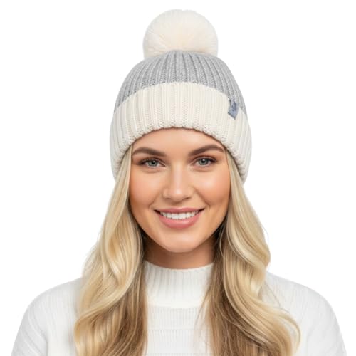 Bonnet femme chaud en maille torsadée pour les promenades d'hiver