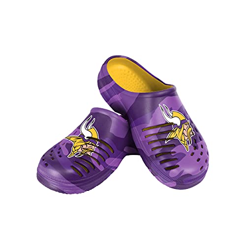 Image of FOCO Men's NFL Team Logo Garden Water Sandals Shoes Slipper Clogs