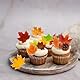 Gleevio Ahornblätter Tortendeko Essbar, 50 Stück Herbst Deko Torte Essbar, Essbare Ahornblätter Cupcake Topper, Erntedankfest Muffin Deko,Esspapier Tortendeko, Blätter Kuchendeko für Thanksgiving