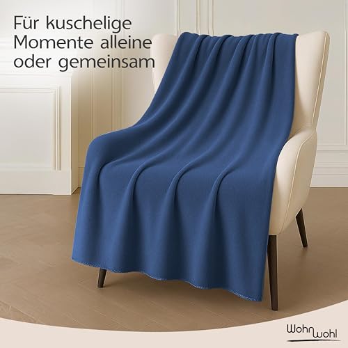 WOHNWOHL® Kuscheldecke (150x200cm) • Weiche Tagesdecke • Sofadecke • Wohndecke • Schlafdecke • Oeko-Tex zertifizierte Baumwolldecke • Samtig weiche Decke • Farbe: Kobalt