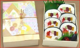 【そっくりスイーツ】お寿司そっくり！ のり巻きみたいなロールケーキ