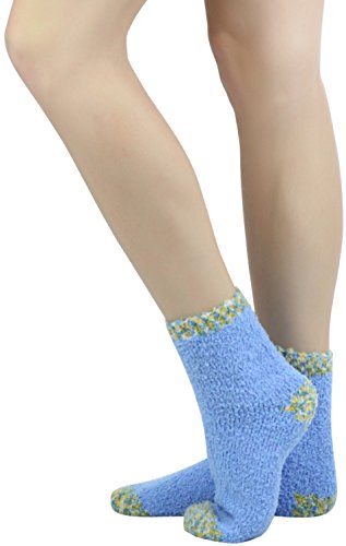 Image of ToBeInStyle Women's Pack of 6 Assorted Style Winter Socks