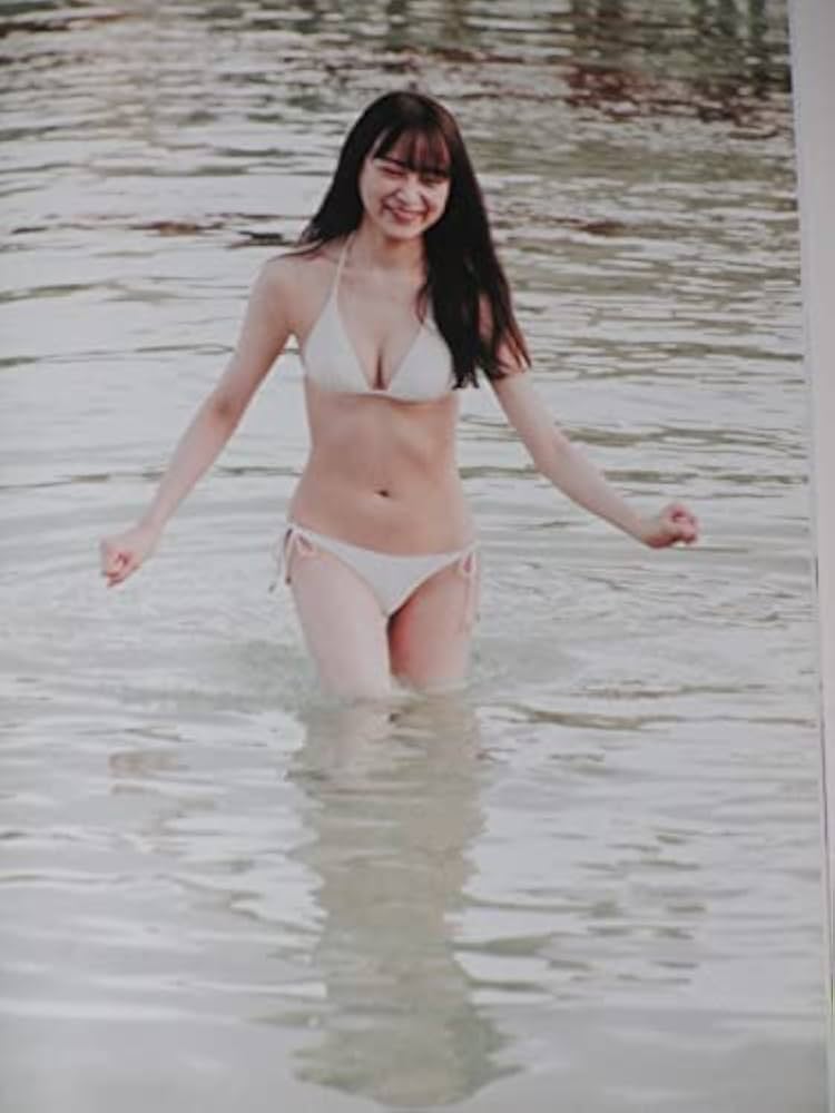鈴木絢音1st写真集『光の角度』　SHOWROOM限定スタンプ付　乃木坂46 鈴木絢音1st写真集『光の角度』 SHOWROOM限定スタンプ付 乃木坂46