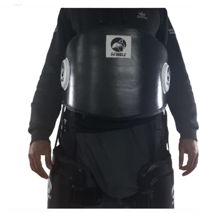Plastron + protège-cuisses T100 noir pour éviter les blessures aux cuisses