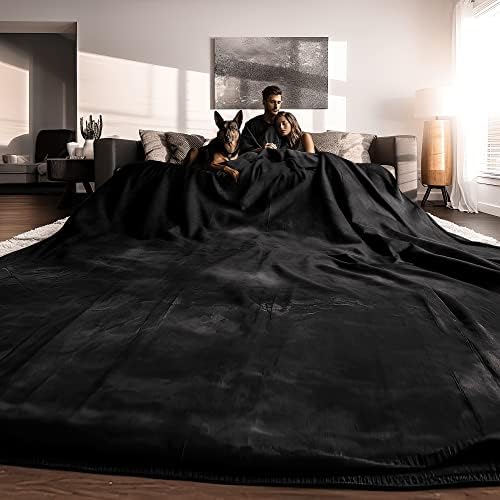 Big Oversized Blanket, 10' x 10' (120'' x 120'') Large Blanket for Families, Couples & Friends - Extra Soft, Lightweight - XL Oversize Blanket for All Seasons - Worlds Biggest Blanket (Black)