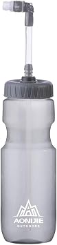 AWKSPORTS Sports Running Water Bottle BPA Free Handheld Squeeze Hydration Bottle for Bicycles, Fitness, Yoga, Hiking, Trail Running 1 * 700ml with straw