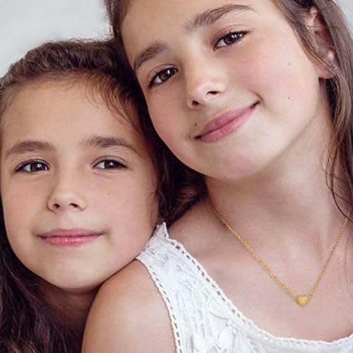 Initial Necklace for Women Letter Necklaces for Girls Dainty Gold Heart Pendant for Little Girls Birthday Gifts for Teens3