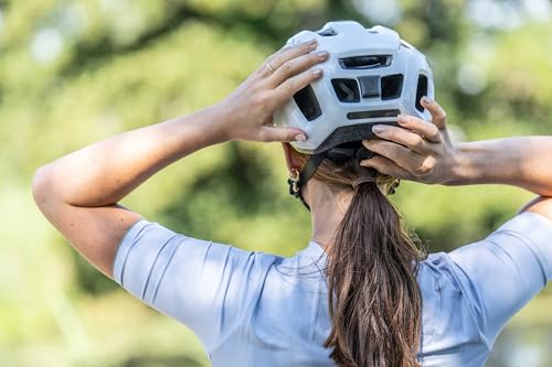 Casco de ciclismo BBB Condor 2.0 negro contra impactos y sol M 3