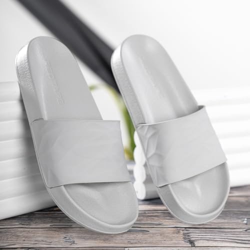 Image of Red Tape Men's Flip Flop Sliders for Everyday Casual Comfort