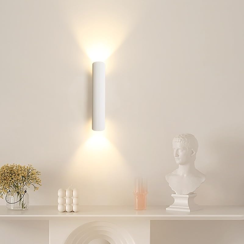 Aplique de pared moderno para interiores dorado con iluminación vertical 4