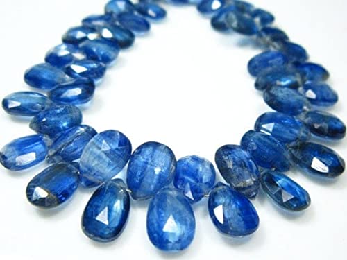 Perles en cyanite briolette en poire pour créer un bijou personnalisé à offrir