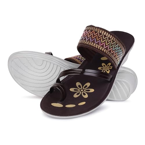 Image of Women Stylish & Comfortable Sandals | Lightweight Cushioned Footbed | Anti-Slip Sole, Casual Footwear