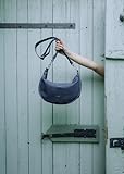 Zwei Damen Handtasche Mademoiselle.M M70 Moon-Bag 4 Liter Trend-Tasche in Halbmond-Form vielseitig als Bauchtasche Crossbody-Bag Abendtasche Umhängetasche zu tragen (nubuk-blue)