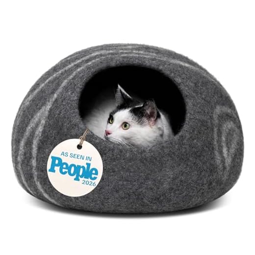 Handmade Wool Cat Cave Bed