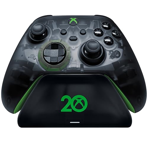 Base di Ricarica Rapida Universale per Xbox - Caricabatterie Rapido per controller Xbox (Ricarica Rapida, Compatibilità Universale, Sistema a Contatto Magnetica) 20th Anniversary Ed.