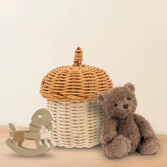 Handmade Small Rattan Pinecone-Shaped Storage Basket, Ideal for Organizing Small Items, Dollhouse Decoration, and Photography Props