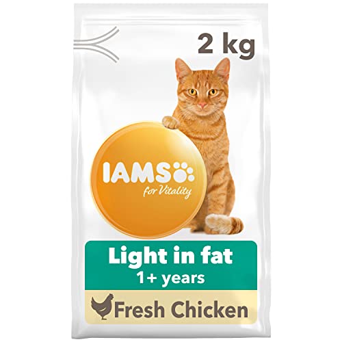 IAMS for Vitality Light in Fat Dry Cat Food with Fresh Chicken for