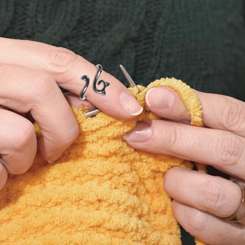 Image of YUXIANLB Adjustable Metal Crochet Rings with Cute Cat Ears 2PCS Yarn Guide Tension Rings for Faster Knitting Open Finger Hook for Beginners Knitting Accessories for Crafting Gift for Mothers Grandmas