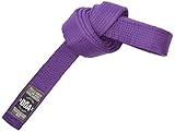 La ceinture brésilienne Jiu Jitsu pour le kimono Bõa. Il se compose de plusieurs tailles qui conviennent à toutes les tailles