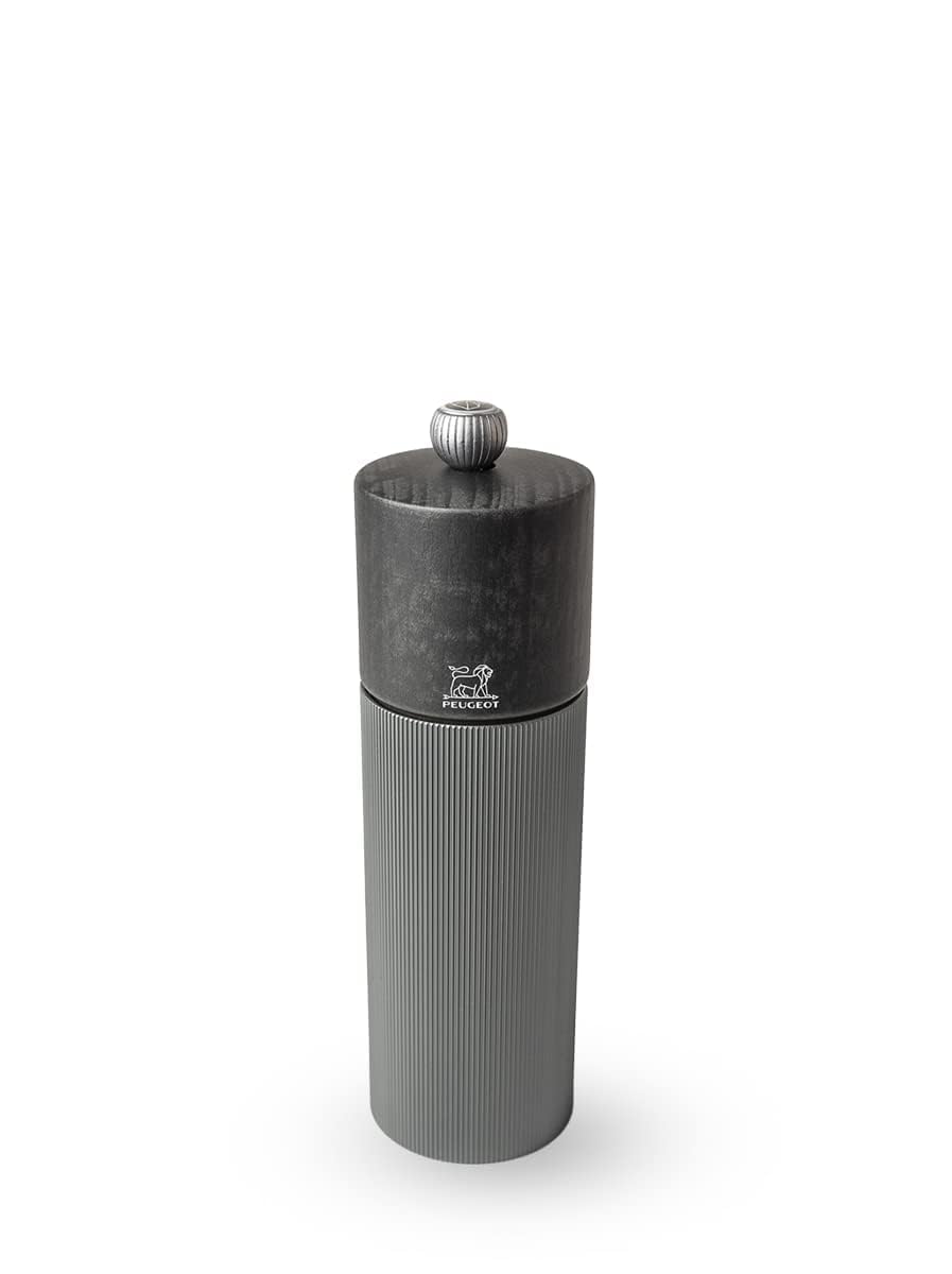 PEUGEOT - Moulin à Sel Line 18 cm - Réglage Classique - Innovation Sel Glace, Mécanisme Zirlion - Aluminium et Bois Labellisé PEFC - Fabrication Française - Coloris Carbone