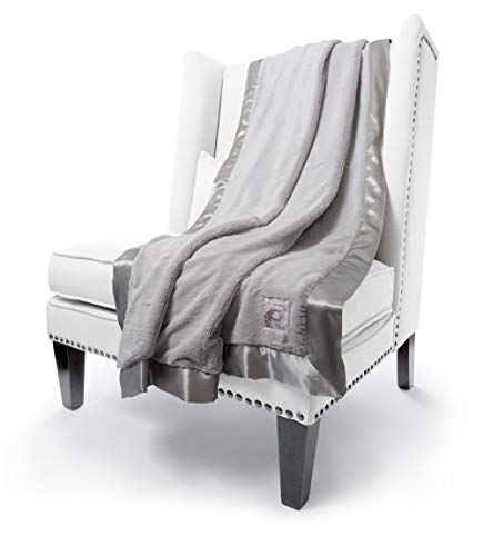 Giraffe at Home Luxe Plush Faux Fur Throw Blanket, Silver, 45