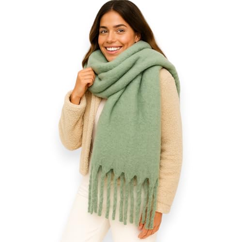 Ziona Damen Schal Winter XXL – kuschelig weich, breit & warm – mit Fransen, einfarbig, Herbst Accessoire aus 100% Viskose, 175 x 50 cm (Mintgrün)