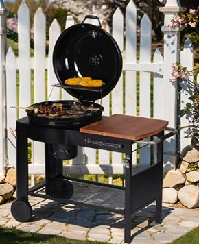 Tarrington House Calgary grill na węgiel drzewny, powierzchnia grillowania Ø 54 cm, półka boczna i dolna, na kółkach, stal / drewno eukaliptusowe, czarny - BBQ
