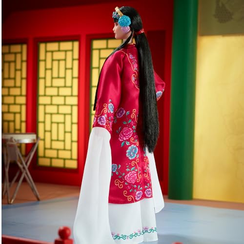 Barbie Signature Lunar New Year con accesorios tradicionales miniatura 5