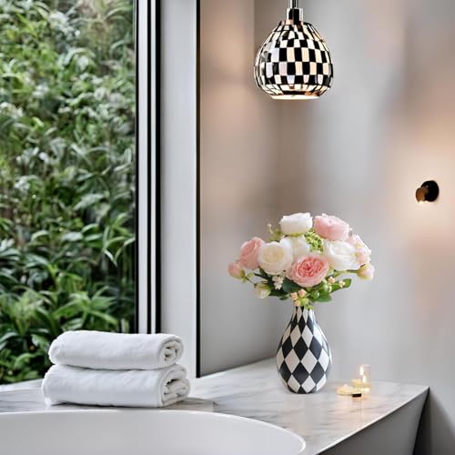 Vase à carreaux en résine pour stabiliser vos bouquets sans risque de casse - 5