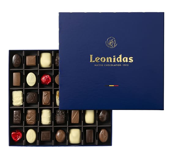 Leonidas Belgian Chocolates Assortment of Milk, White & Dark Truffles, Pralines, Ganache, Cream & Caramels. (235g - 16 Pieces)