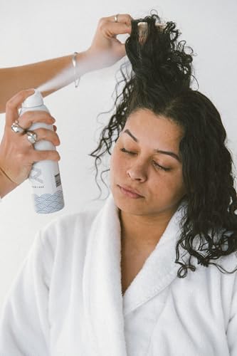 NAVY HAIR CARE Dry Texture Hair Spray | Adds Instant Volume & Fullness | A Lightweight Flexible Hold Styling Spray for Fine Hair | Non-Sticky Formula with Sunflower Oil | 7 oz - Image 3