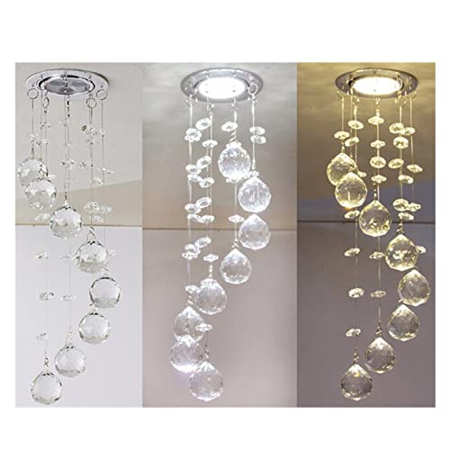 Plafonnier décoratif brillant pour sublimer un plafond bas