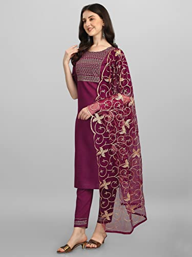 Image of VredeVogel Women Cotton Slub Straight Kurta Set With Pant and Net Embroidery Dupatta