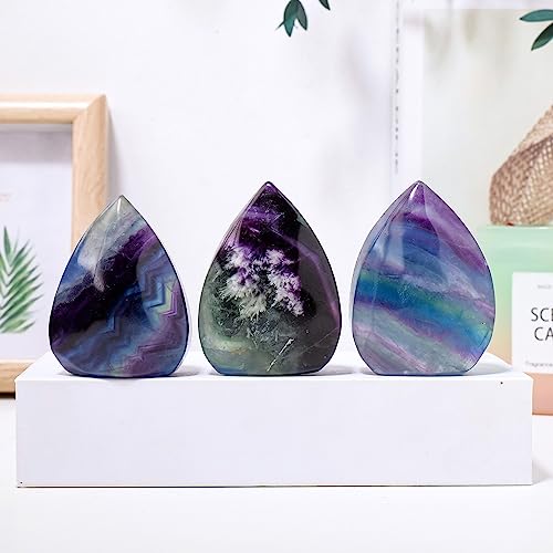 Cristal de fluorite sculpté en torche cadeau original d'anniversaire
