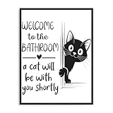 Design Unique : Cette œuvre d'art murale pour salle de bain présente une illustration en noir et blanc d'un chat curieux regardant autour d'un coin, associée à la phrase 