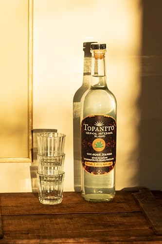 Topanito Mezcal Artesanal 100% Salmiana | Entsteht zu 100% aus der Wildagave Salmiana | Aromen von Sternfrucht, Honig, Pfirich, Zitronenmelisse, Mate, und sehr dezentem Rauch. | 1 x 700ml