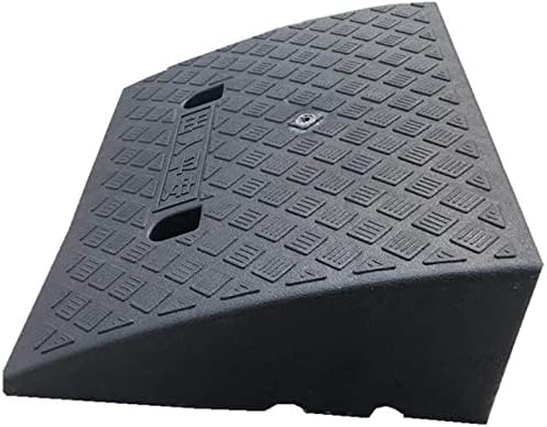 縁石スロープ プラスチックマット 滑り止め 三角形パッド 頑丈で耐久性のある車の上り坂マット 屋外ステップ 安全スロープ 最大55 Offクーポン