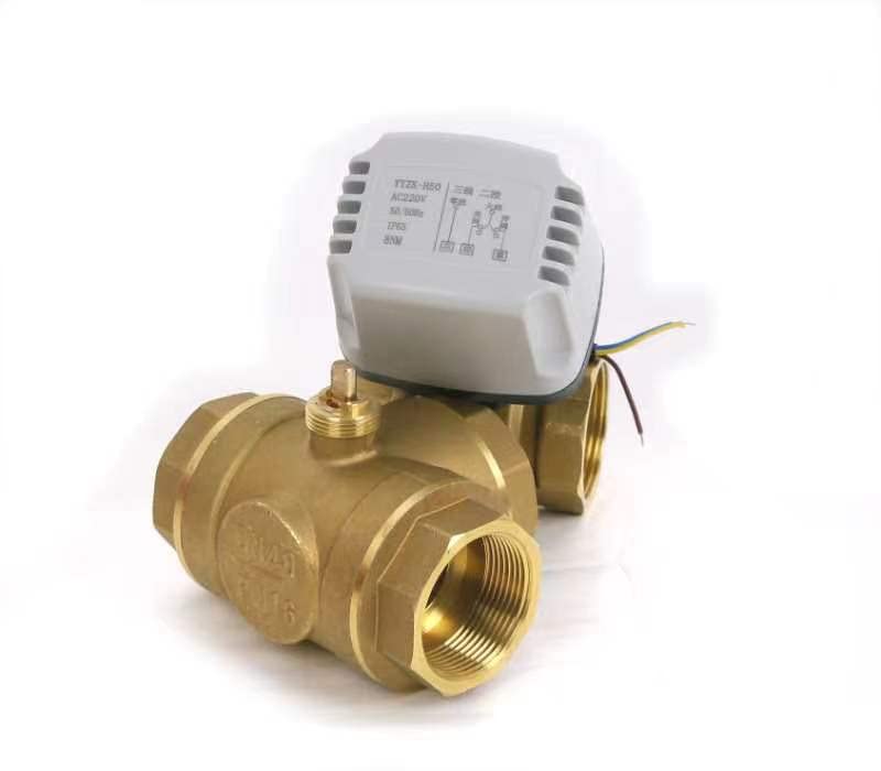 Válvula de bola motorizada de 3 vías DN40 12VDC impermeable para control de flujo 4