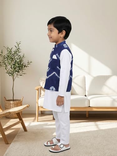 Image of Pspeaches Boys Ethnic White Cotton Full Sleeve Mandarin Collar Solid Kurta & Pyjamas 2 Piece Set