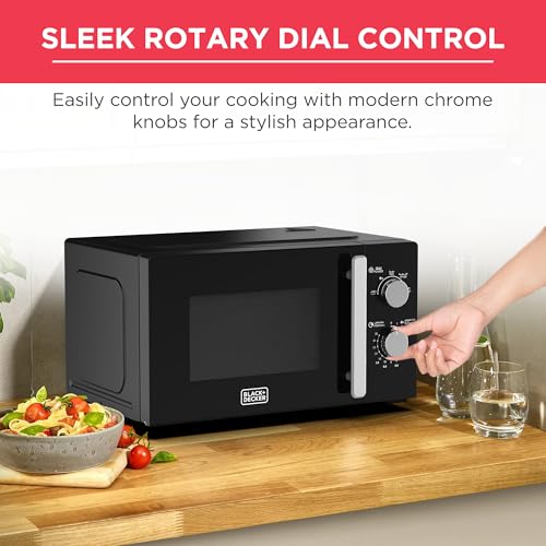 BLACK+DECKER 20L Solo Microwave Oven, 700W Output, 1050W Input Power, 5 Power Levels, Chrome Knobs, Grey Painted Cavity, Black Control Panel, Compact & Stylish Kitchen Essential –Black, MZ2007PSA-B5