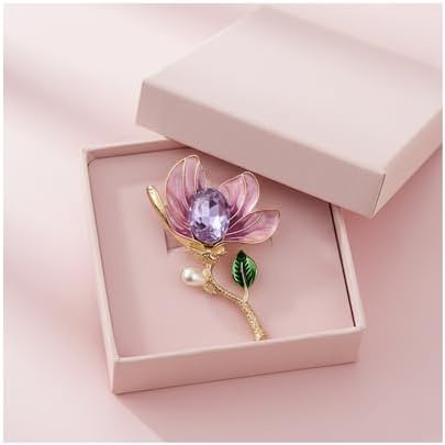 Mor Manolya Çiçeği Broşu – İnci Detaylı Taşlı Çiçek Broş Takısı - Ceket, Palto, ve Elbiseler İçin Tasarlanmış Zarif Aksesuar - Görsel 2
